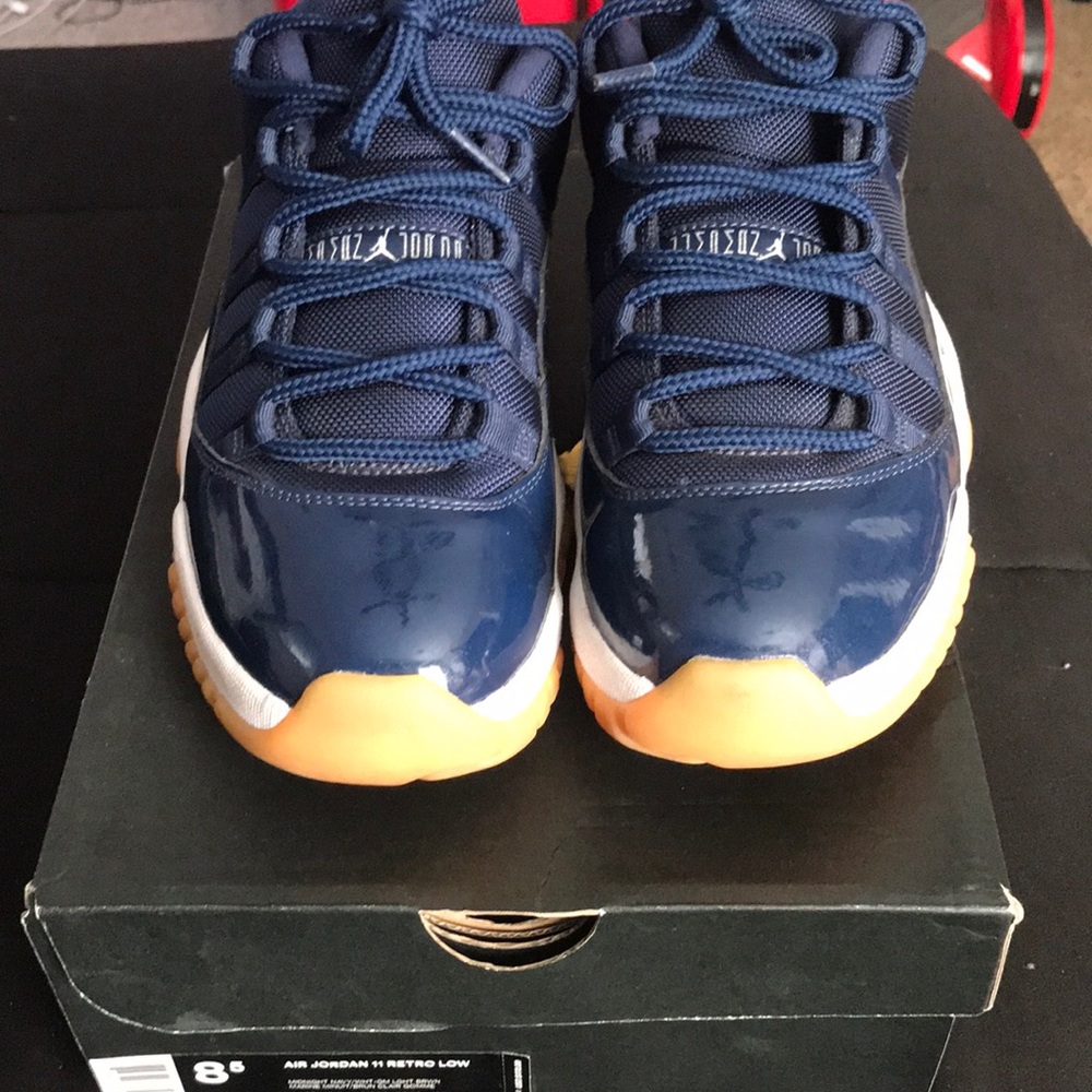 Tennis Shoes
